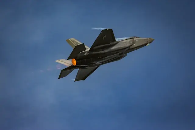 București produce 15.800 de absolvenți IT pe an. Și tot nu reușește să ocupe cele mai importante roluri.