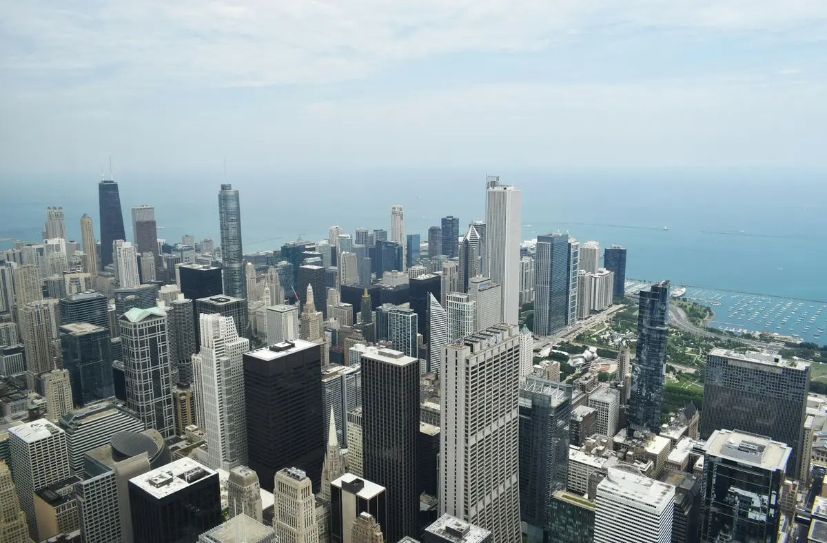 Chicago's Derivatives Market Is Splitting in Two: Why the Talent Crisis Hits Both Sides