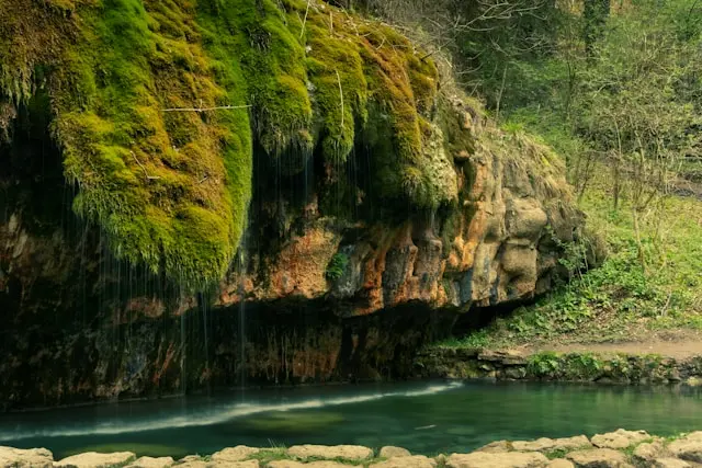 Echternachs Tourismus-Cluster ist ausgelastet und unterbesetzt: Das Einstellungsparadox hinter Luxemburgs am stärksten eingeschränktem Gastgewerbemarkt
