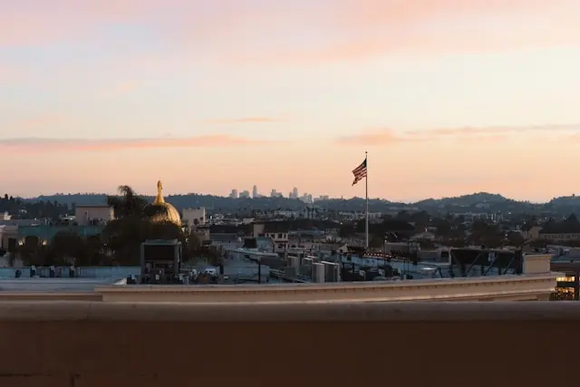 Glendale's Lifestyle Retail Sector Is Splitting in Two: What That Means for Every Senior Hire