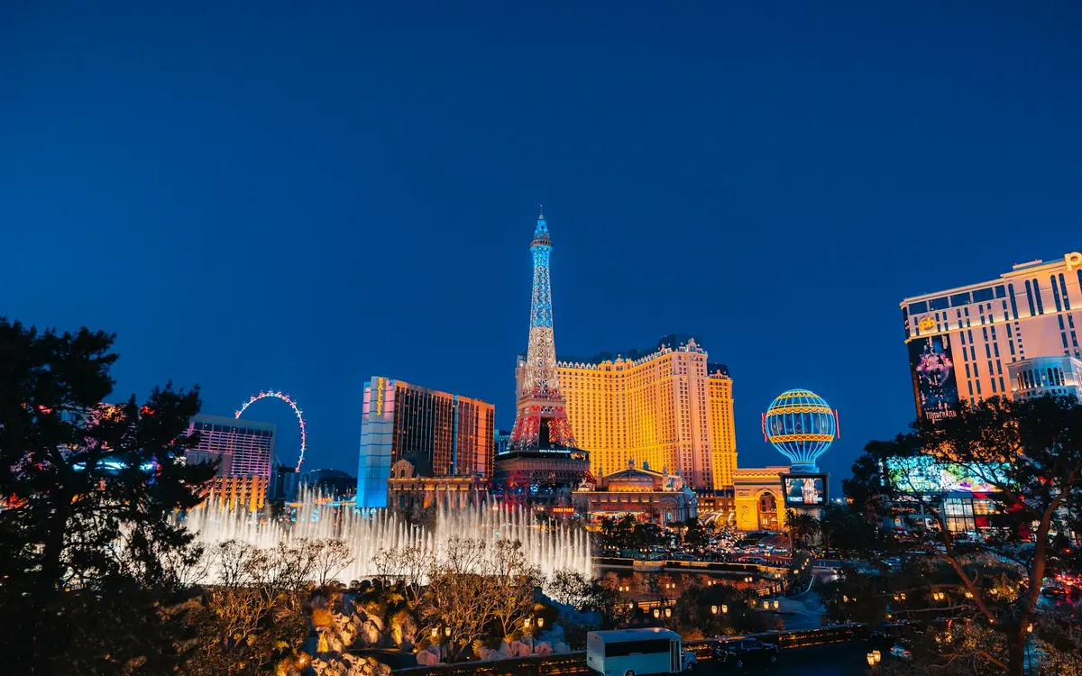 Servicios de Convenciones en Las Vegas: 690 Millones de Dólares en Nuevo Espacio, un 18% Menos de Personal para Gestionarlo