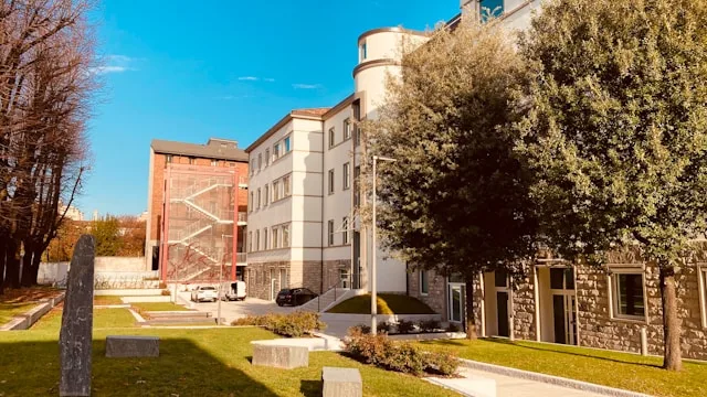 Il distretto delle macchine di Lecco ha portafogli ordini pieni e officine vuote: il collo di bottiglia del talento che frena la crescita industriale