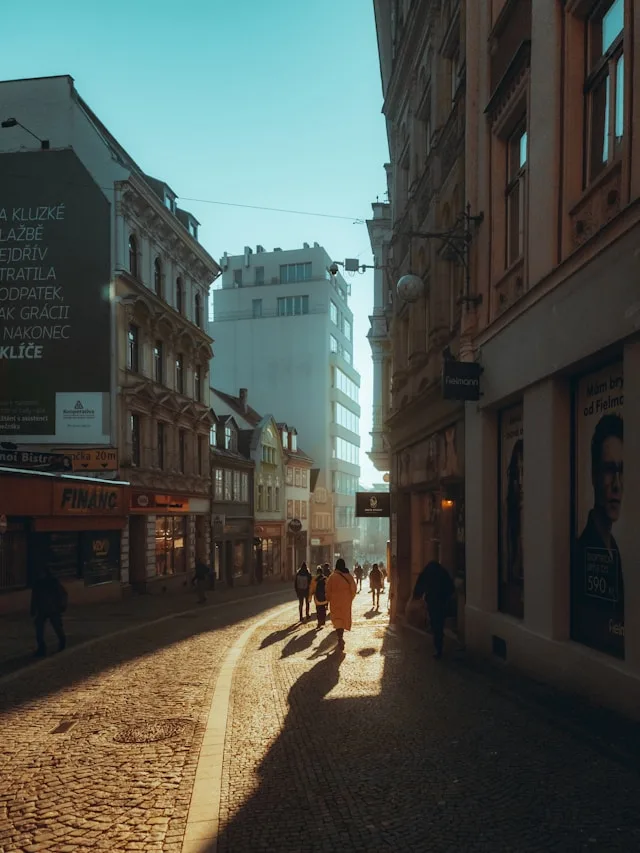 Nábor v cestovním ruchu v Liberci: Proč 35 milionů eur v nové infrastruktuře nemůže vyřešit pracovní krizi