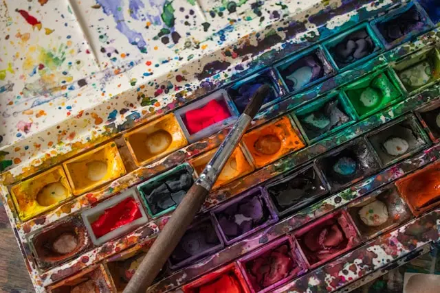 Nizwa's Artisan Sector in 2026: Tourism Demand Is Surging, but the Hands That Make the Products Are Disappearing