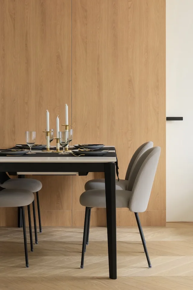 Pordenone's Furniture Sector Invested Millions in Automation and Still Cannot Find the People to Run It