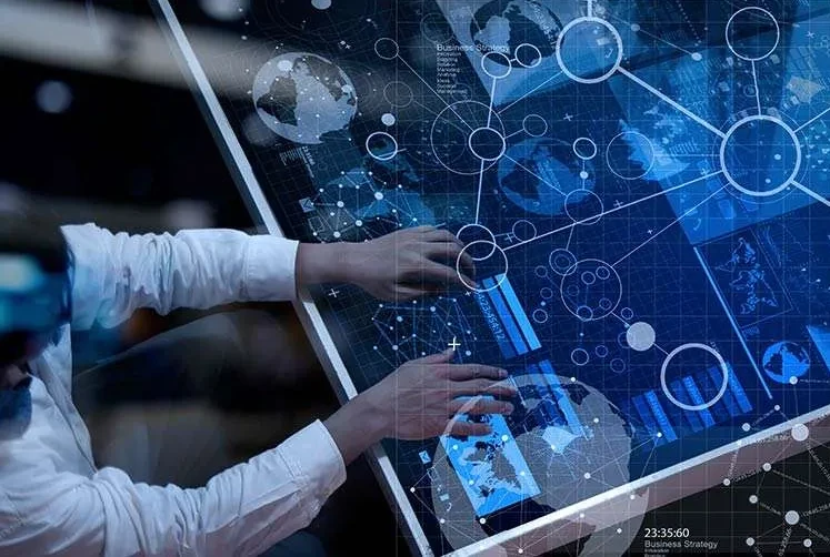 The Rise of AI in Executive Interviews: How to Prepare for Algorithm-Driven Hiring