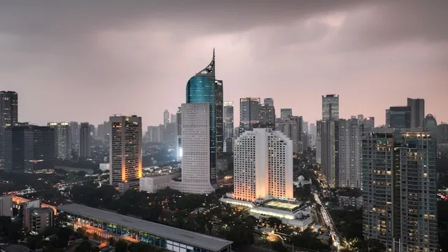 Shenzhen Fintech Hiring in 2026: Why Geographic Proximity Has Not Produced a Unified Talent Market