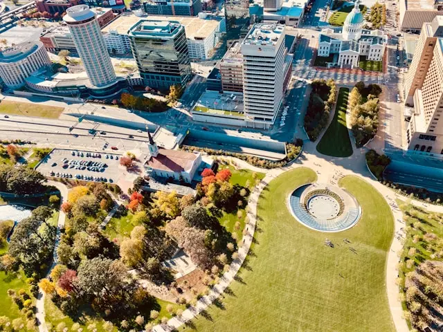 St. Louis Wealth Management Hiring: $3.5 Trillion in Assets, a Workforce Racing Toward Retirement