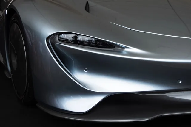 Székesfehérvár autóipari beszállítói gyorsabban fektetnek be, mint ahogy képesek munkaerőt toborozni: a kompetenciahiány Magyarország precíziós fémmegmunkálási fellendülése mögött